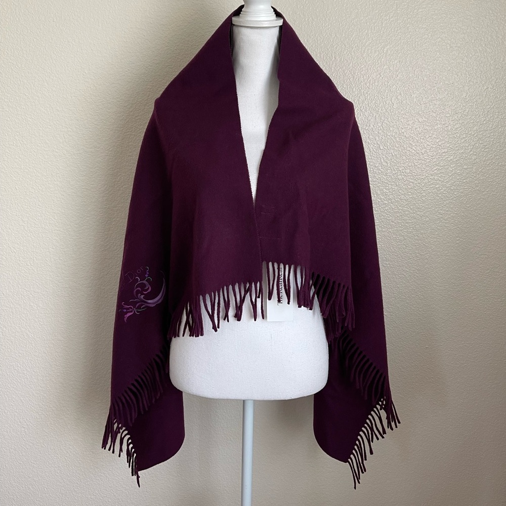 Christian Dior large purple 100% wool scarf fringe fluffy warm logo CD floral - Picture 2 of 13